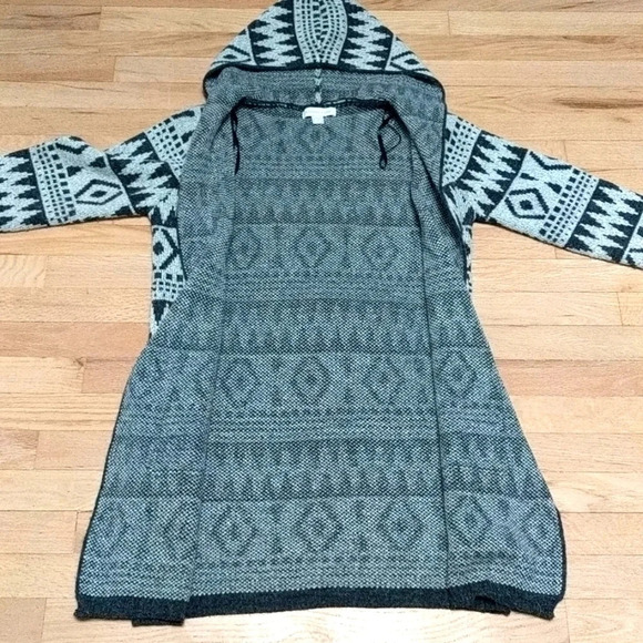 Monteau Boho Knit Open Front Hooded Duster Cardigan Medium - Picture 6 of 10